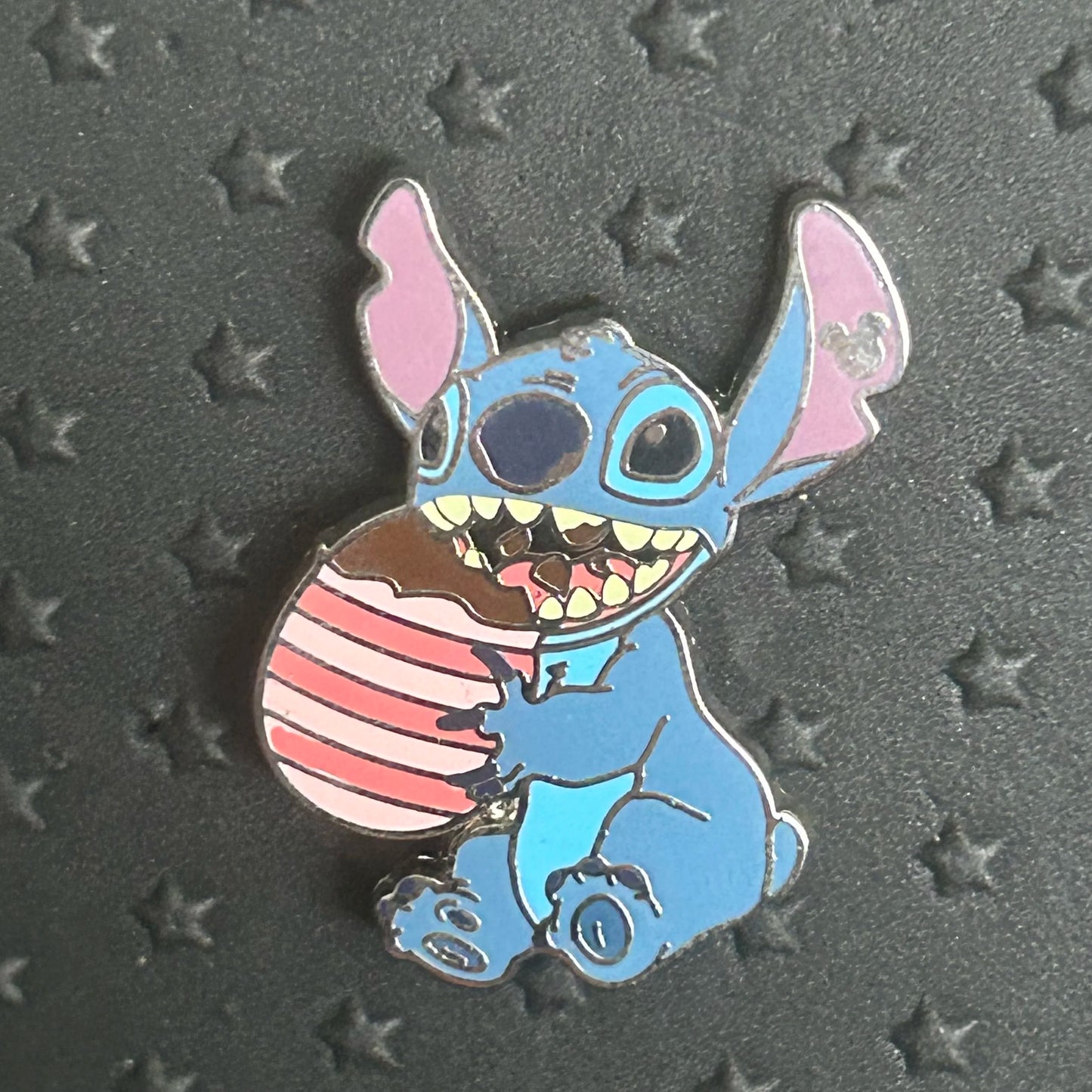 2024 - Stitch - Easter - Chocolate Egg - Hidden Disney - Pin