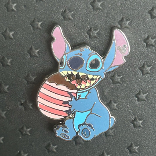 2024 - Stitch - Easter - Chocolate Egg - Hidden Disney - Pin
