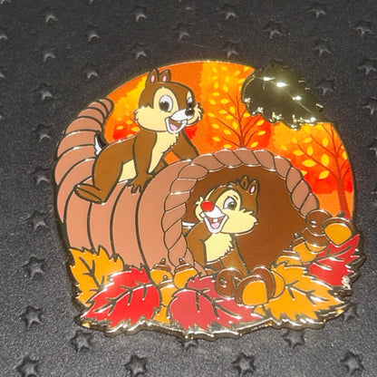 2024 - Chip and Dale - Cornucopia - Autumn Leaves - Disney Pin