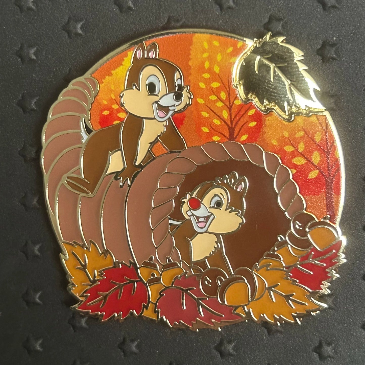 2024 - Chip and Dale - Cornucopia - Autumn Leaves - Disney Pin