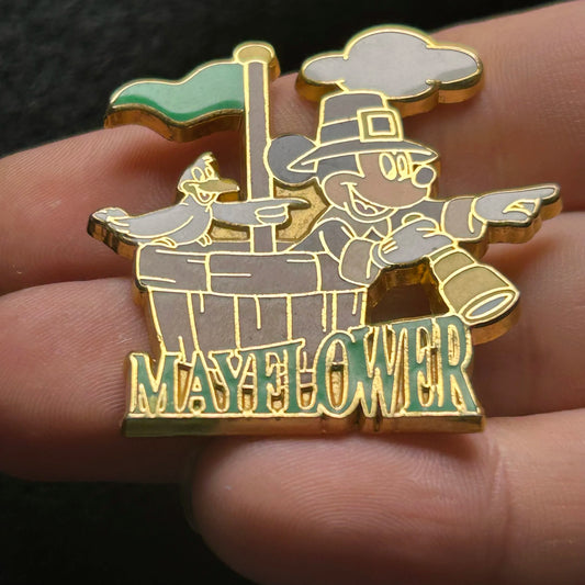 2002 - Mickey Mouse and Bird - Mayflower - 12 Months of Magic - Disney Pin