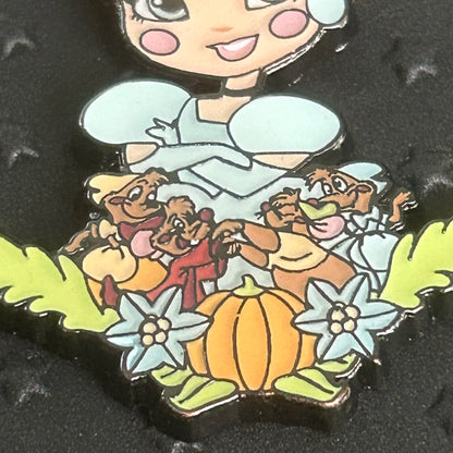 2022 - Loungefly - Cinderella - and mice - Chibi Floral - Disney Pin