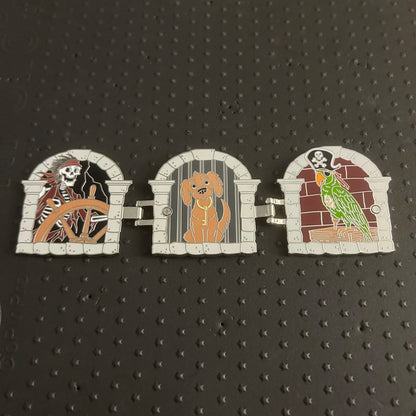 2022 - Pirates of the Caribbean - Pirates, Bird and Dog - Tri Fold - Hinge - Disney Pin
