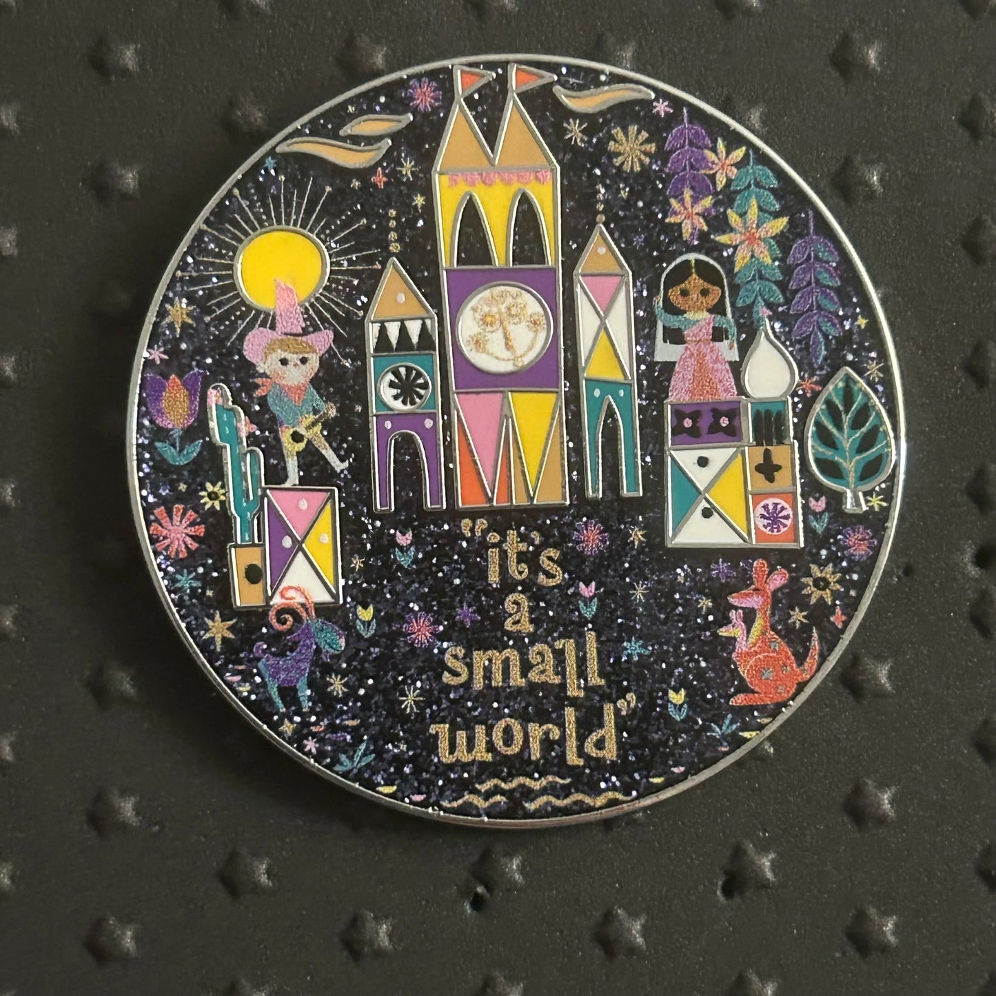 2024 - Its A Small World - Attractions - Disney Pin