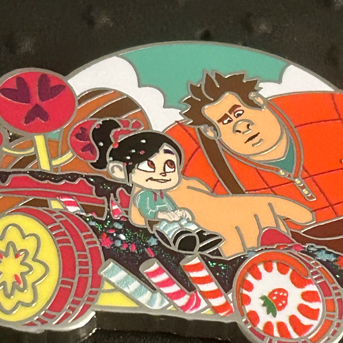2024 - Ralph and Vanellope - Wreck it Ralph - Looking at Kart - Disney Pin