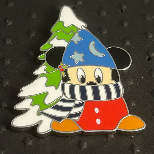 2024 - Sorcerer Mickey - Winter Gnome - Mystery Pin