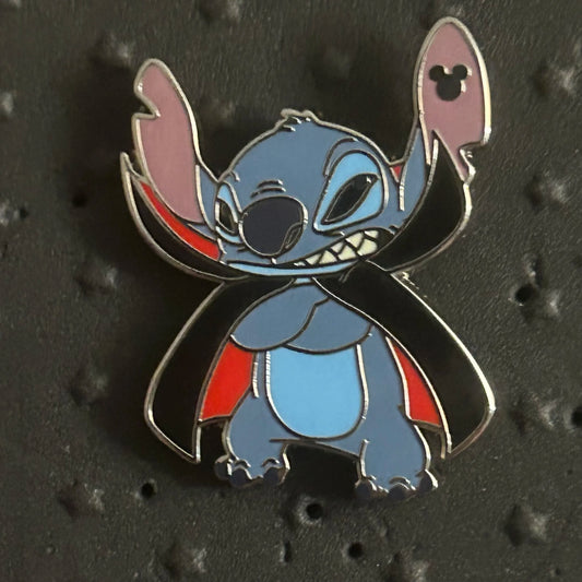 2024 - Stitch - Halloween Vampire - Hidden Disney - Pin