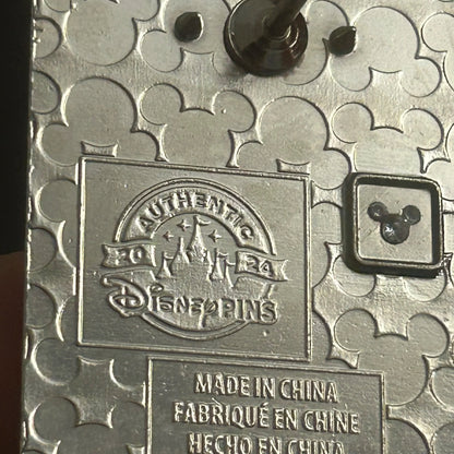 2024 - Mickey Mouse - Hollywood Tower Hotel - DND - Door Hanger - Disney Pin