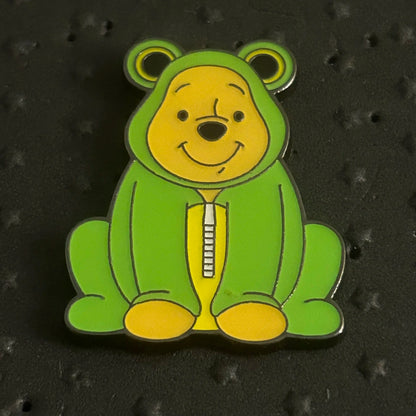 2023 - Loungefly - Winnie the Pooh - Frog - Disney Pin