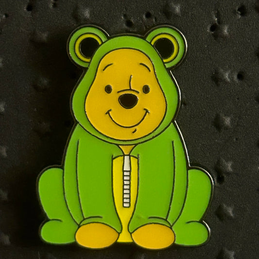 2023 - Loungefly - Winnie the Pooh - Frog - Disney Pin