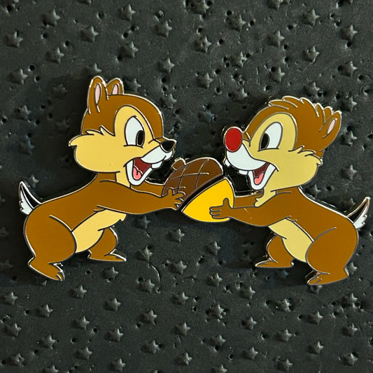 FULL SET - 2023 - Chip and Dale Putting- Putting Together Acorn - Disney Pins