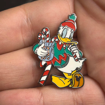 FULL SET - 2025 - Donald Duck - Hidden Disney - Holiday Series - 6 Pins