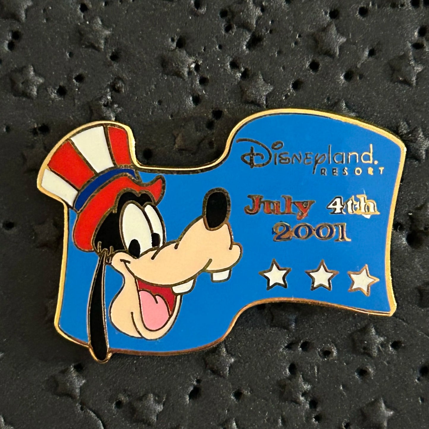 2001 - Goofy - 4th of July - DLR - Disney Pin
