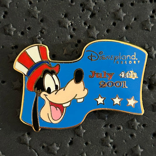 2001 - Goofy - 4th of July - DLR - Disney Pin