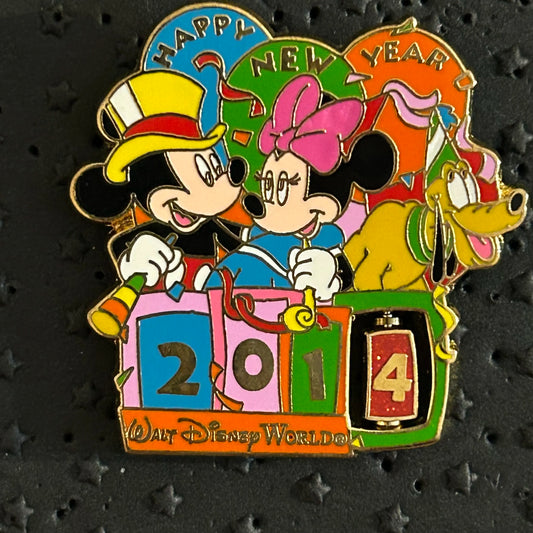 2015 - Pluto, Mickey and Minnie - Happy New Years - WDW - LE 5,000 - Disney Pin