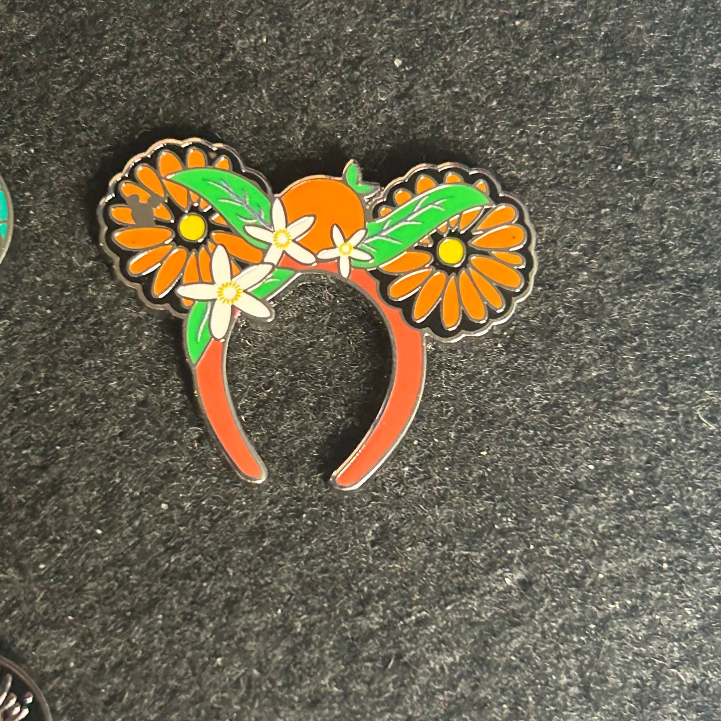 FULL SET - 2025 - Mickey Ears - Hidden Disney - Pins - With Super Chaser - 7 Pins