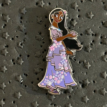 2021 - Isabella Madrigal - Encanto - Mystery Pin