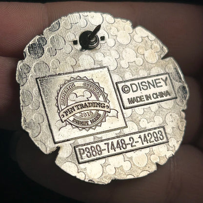 2015 - Pete - Plugging Ears - Disney Pin