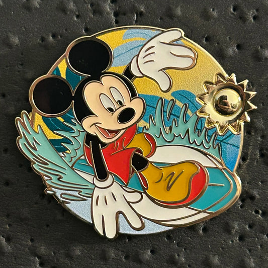 2024 - Mickey Mouse - Surfing - Disney Pin