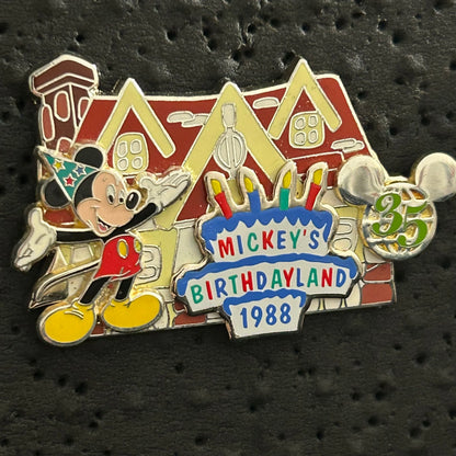 2006 - Mickey Mouse Birthdayland - Limited Edition 2,500 - Disney Pin on Pin