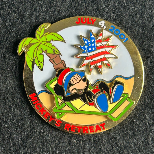 2001 - Mickey Mouse - 4th Of July - Mickeys Retreat - WDW - LE 3,000 - Disney Pin