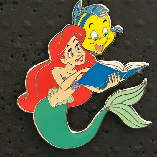 2025 - Ariel and Flounder Reading A Book - The Little Mermaid - Disney Pin