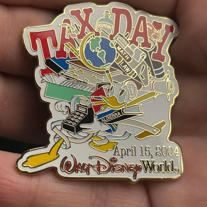 2004 - Donald Duck - Tax Day - WDW - LE 2,500 - Disney Pin