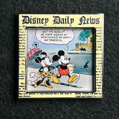 2001 - Mickey and Minnie Mouse - Disney Daily News - Disney Pin