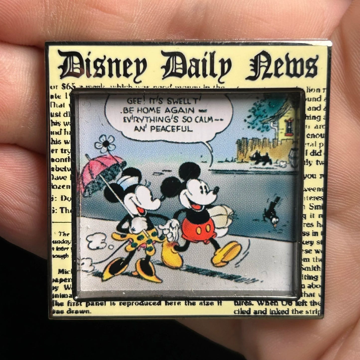 2001 - Mickey and Minnie Mouse - Disney Daily News - Disney Pin