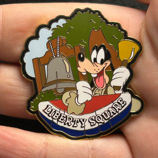 2001 - Goofy - Liberty Square - Land Series - LE 3,500 - WDW - MGK - Disney Pin