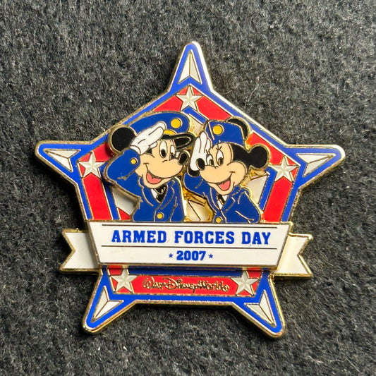 2007 - Mickey and Minnie Mouse - Armed Forces Day - WDW - LE 2,000 - Disney Pin