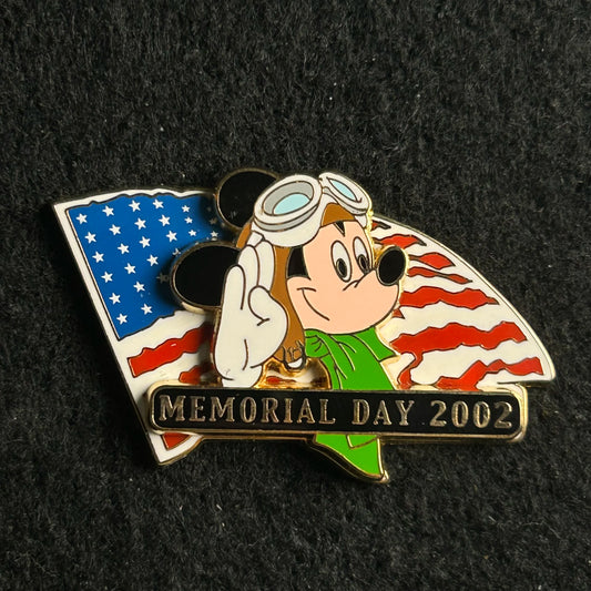 2002 - Mickey Mouse - Pilot - Salute with Flag - Memorial Day - LE 3,500 - Disney Pin