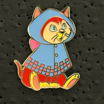 Uncas - Dinah - Alice in Wonderland - Critter Raincoats - Disney Pin