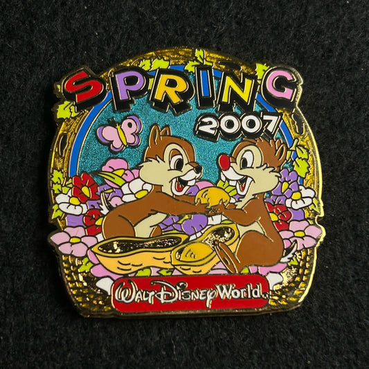 2007 - Chip and Dale Sharing Peanuts - Spring - LE 1,000 - Disney Pin