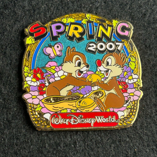 2007 - Chip and Dale Sharing Peanuts - Spring - LE 1,000 - Disney Pin