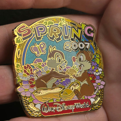 2007 - Chip and Dale Sharing Peanuts - Spring - LE 1,000 - Disney Pin