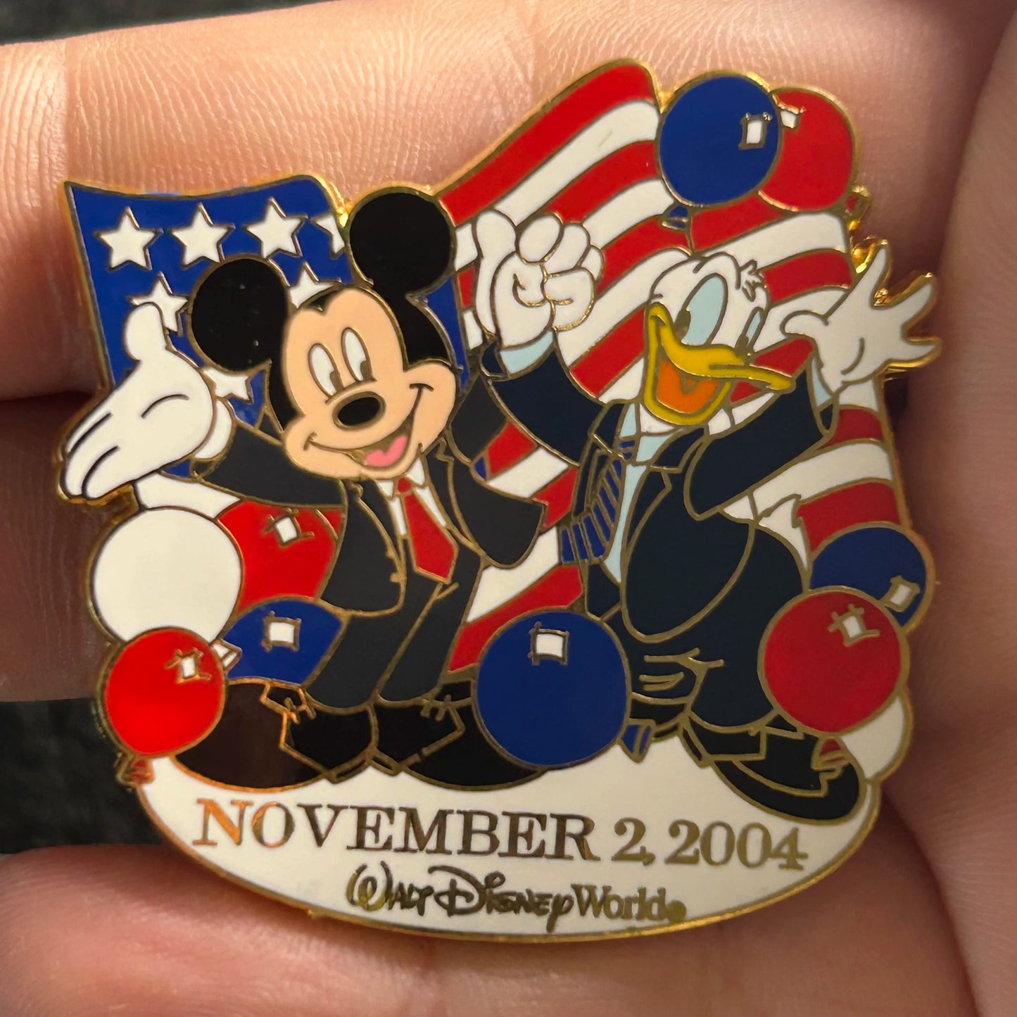 2004 - Mickey and Donald - Election Day - LE 2,000 - Disney Pin