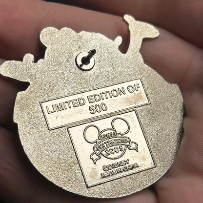2005 - Mickey and Donald - Kwanzaa - WDW - LE 500 - Disney Pin