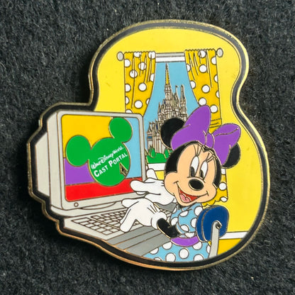2003 - Minnie Mouse - Cast Portal - Backstage Tour - LE 3,000 - Disney Pin