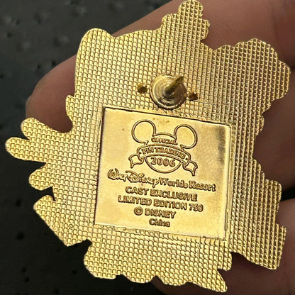 2006 - Goofy - National Boss’s Day - Cast Exclusive - LE 750 - Disney Pin
