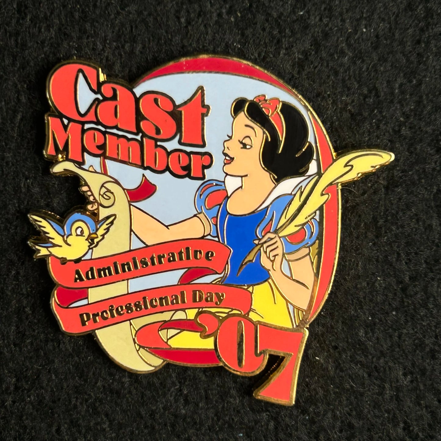 2007 - Snow White - LE 500 - Cast - Administrative Professional Day - Disney Pin