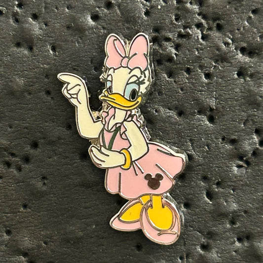 2013 - Daisy Duck - Disney Springs - Pin Trading Statue Series - Hidden Mickey - Disney Pin