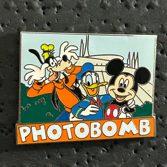 2017 - Mickey, Goofy and Donald - Photobomb - Space Mountain - MGK - WDW - Disney Pin