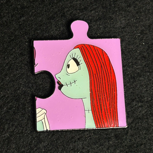 Loungefly- Sally - Nightmare Before Christmas - Purple - Puzzle - Disney Pin