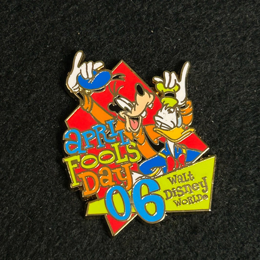 2006 - Goofy - April Fools Day - WDW - Cast Exclusive- LE 1,000 - Disney Pin