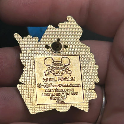 2006 - Goofy - April Fools Day - WDW - Cast Exclusive- LE 1,000 - Disney Pin