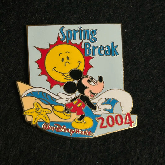 2004 - Mickey Mouse - At The Beach - Spring Break - LE 1,500 - Disney Pin