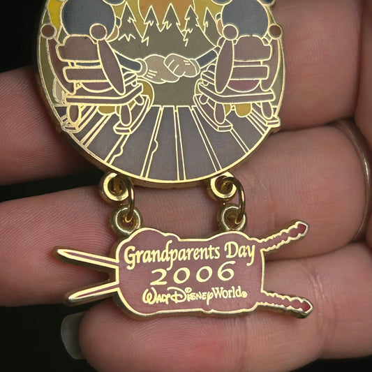 2006 - Mickey and Minnie - In Rocking Chairs - Grandparent Day - LE 1,500 -  Pin