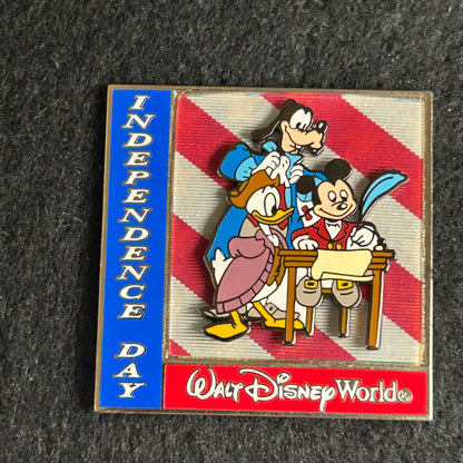 2001 - Mickey, Goofy, and Donald - Lenticular - Independence Day - LE 5,000 - Disney Pin
