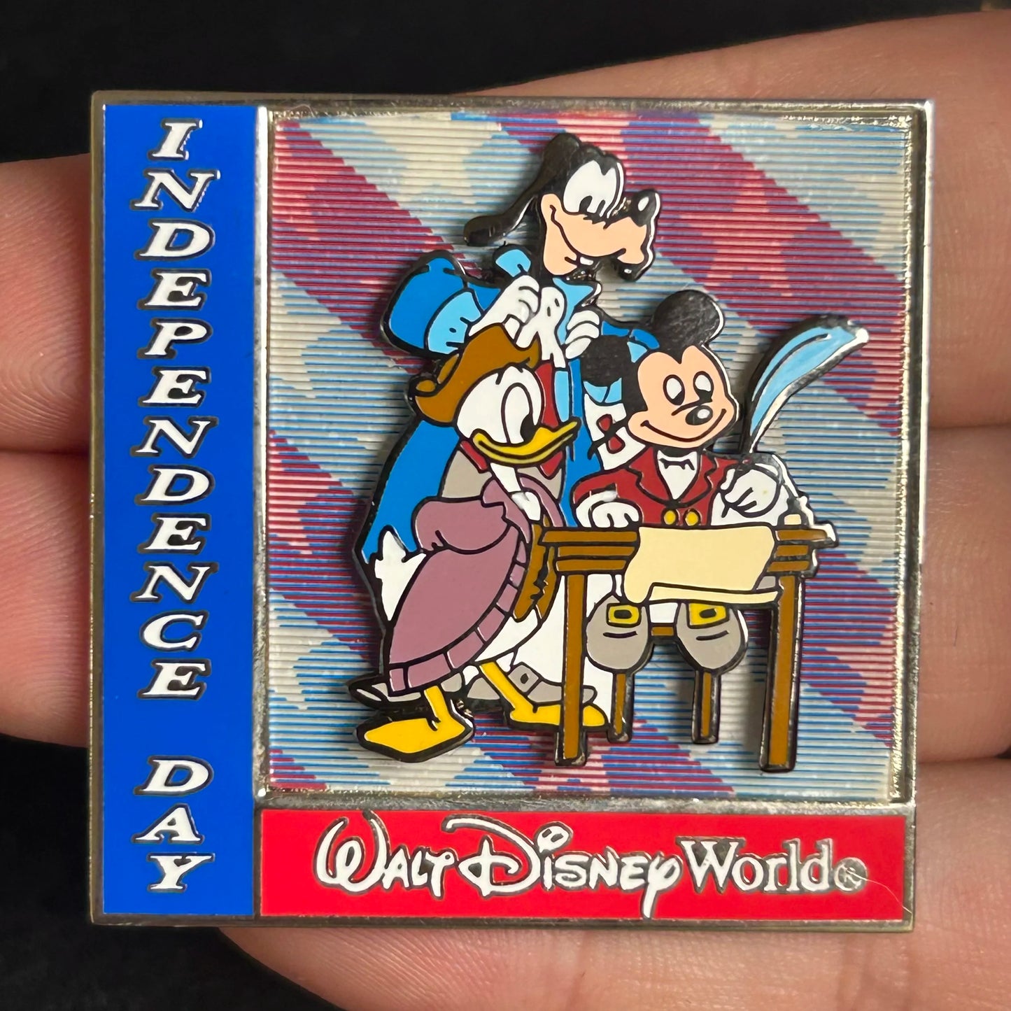 2001 - Mickey, Goofy, and Donald - Lenticular - Independence Day - LE 5,000 - Disney Pin